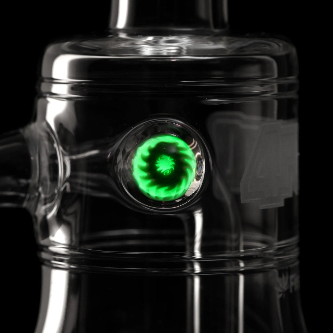4 Point 0 Glass First Harvest Day Tripper 10/23 — limited release heady rig, joint detail