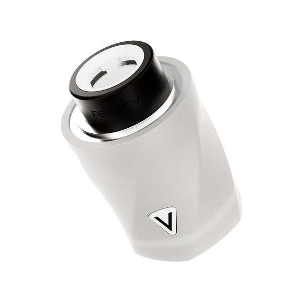 Focus V Aeris Clear – close-up of ceramic chamber with airflow vents and metal contacts.