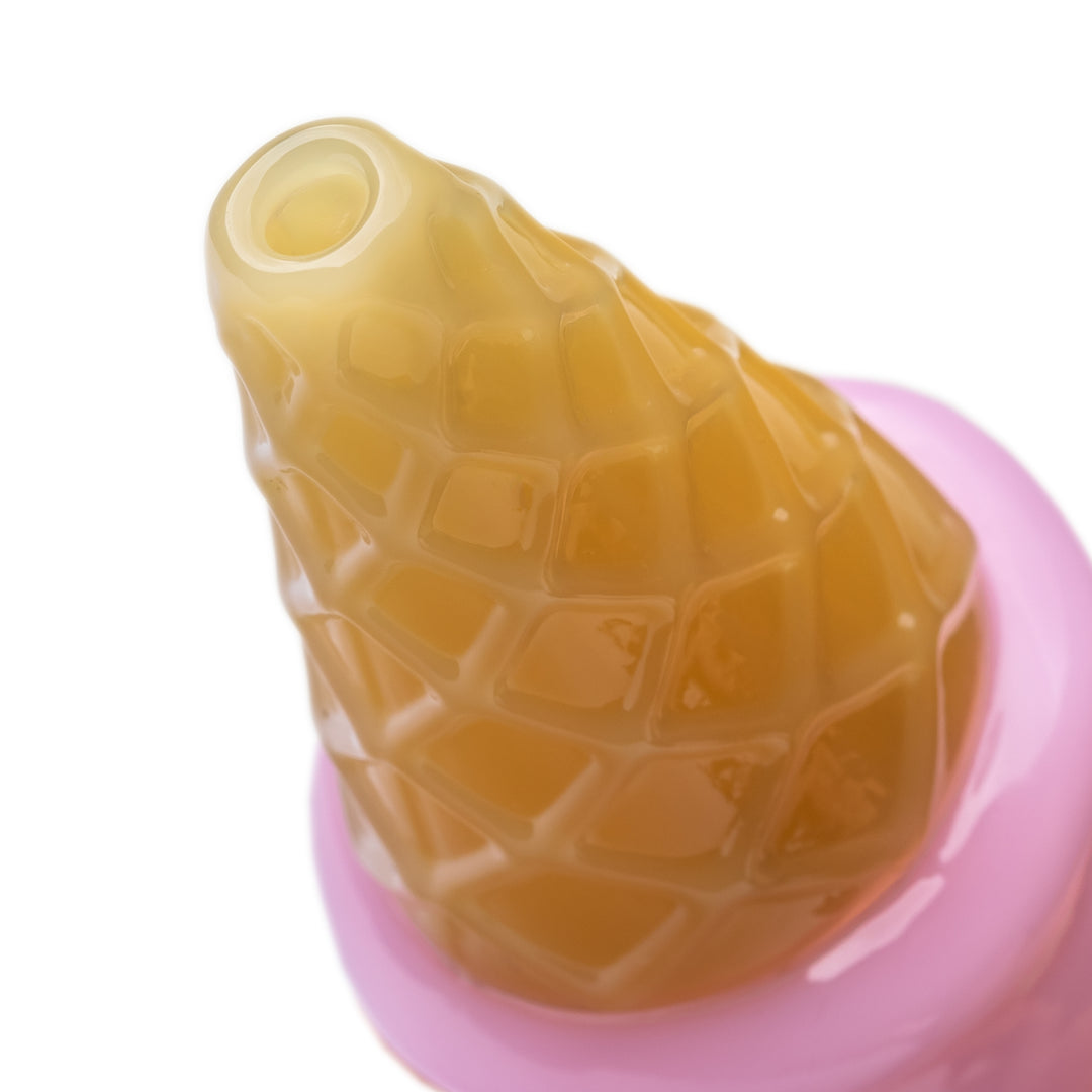 Close-up of the BigFun! Ice Cream Pivot Top mouthpiece showing the borosilicate wall thickness