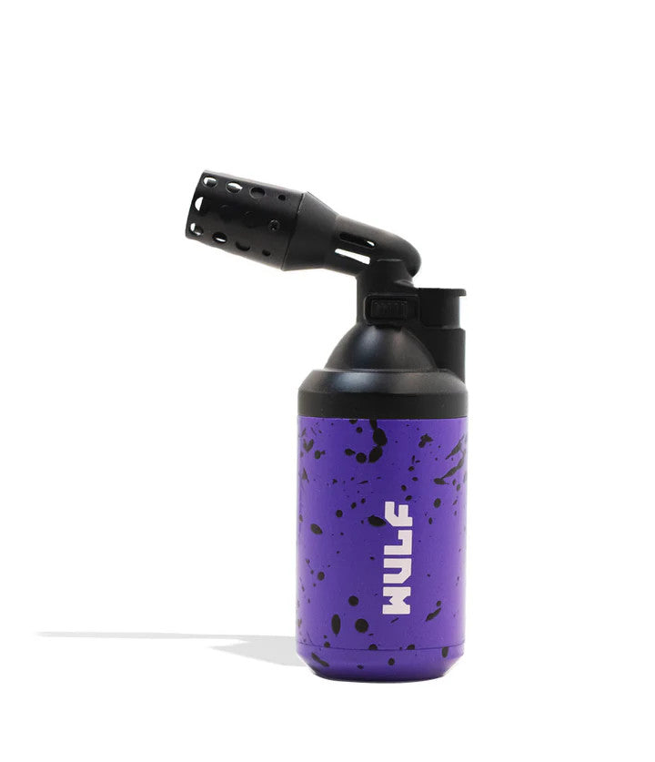 Wulf Mods Roar Torch – Purple with Black Splatter finish, sturdy butane torch with adjustable flame height.
