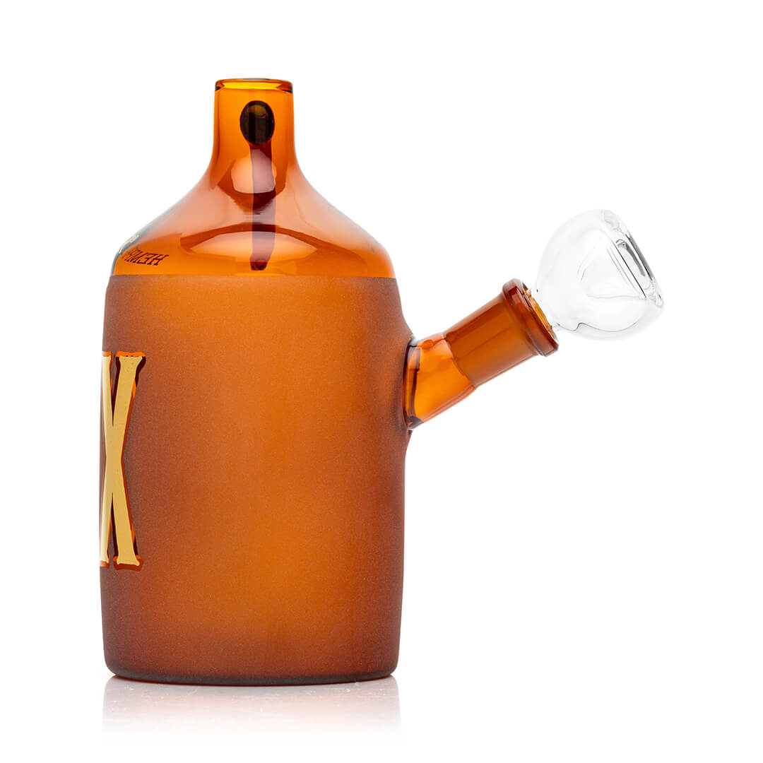 Back of the Hemper Wild West Moonshine bong showing the downstem