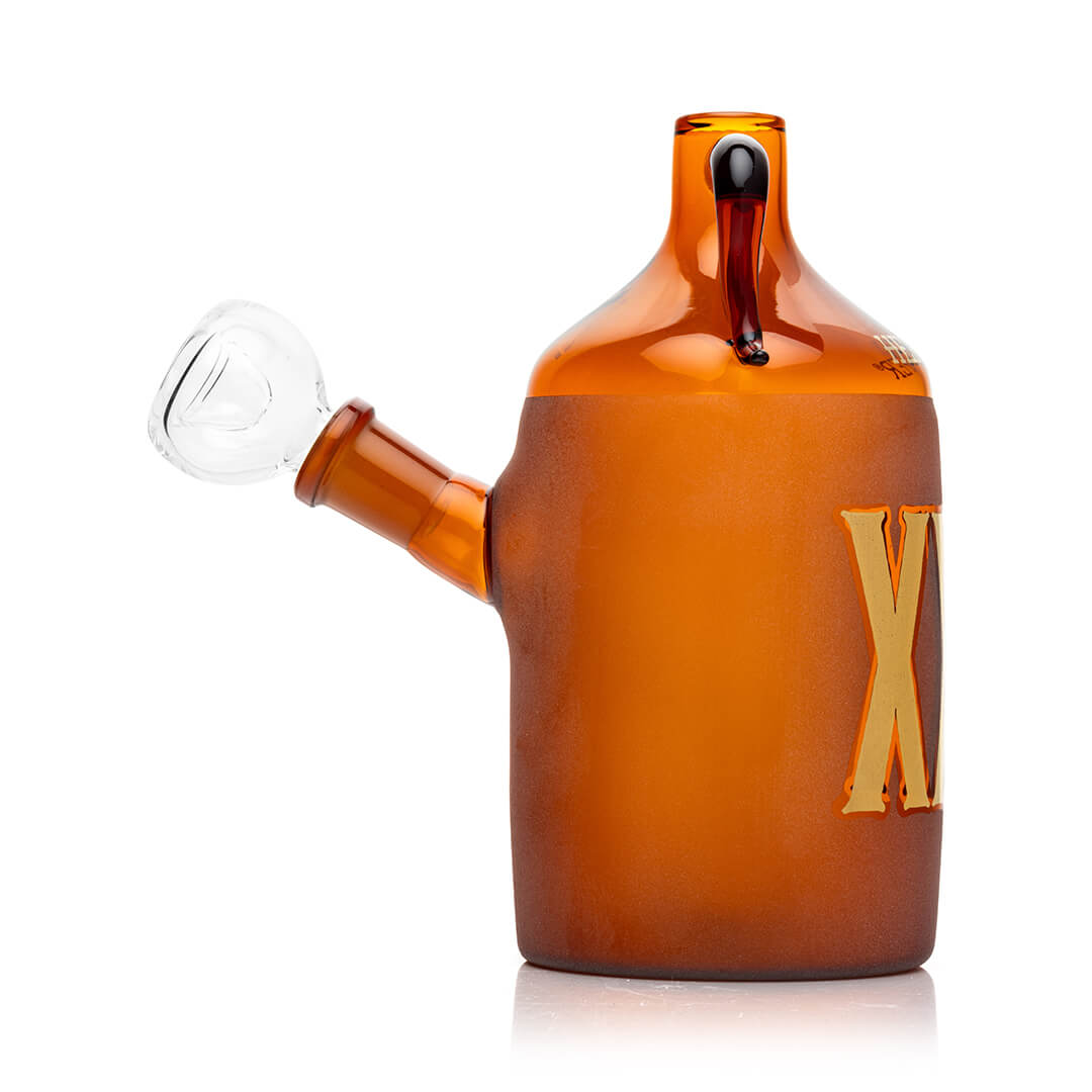 Hemper Wild West Moonshine bong from the side with the amber jug handle