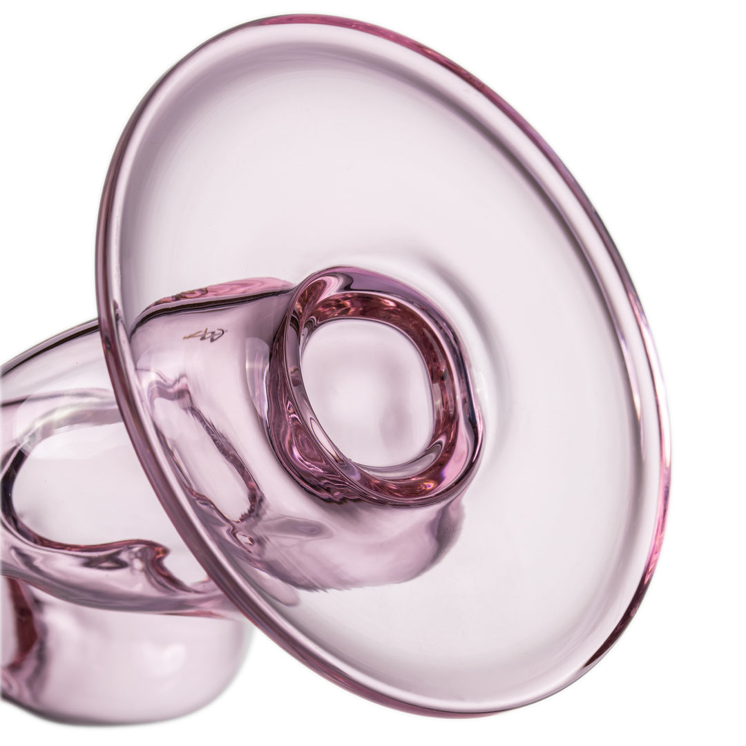 MJ Arsenal Evermore water pipe mouthpiece close-up showing the rounded lip and thick borosilicate glass rim