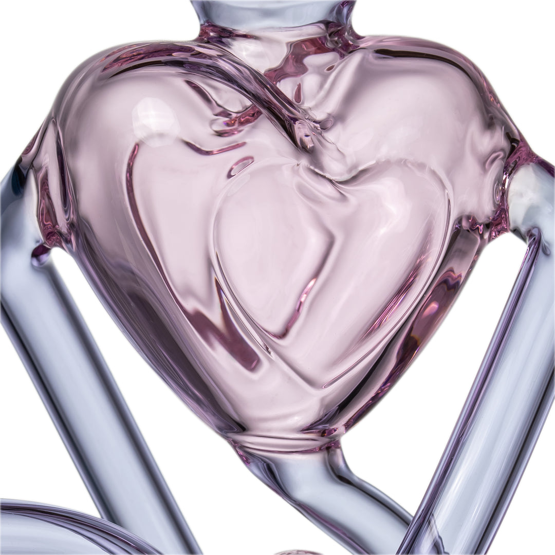 MJ Arsenal H2H Heart-2-Heart dab rig detail shot focusing on heart-shaped chamber glass thickness and craftsmanship