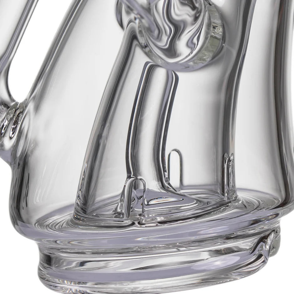 MJ Arsenal Tempest recycler base close-up showing water chamber and internal diffusion
