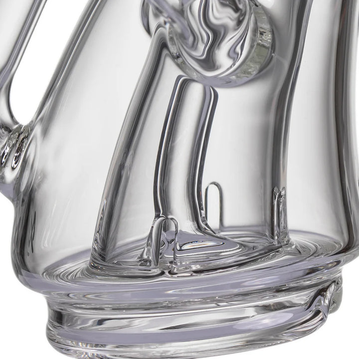 MJ Arsenal Tempest recycler base close-up showing water chamber and internal diffusion