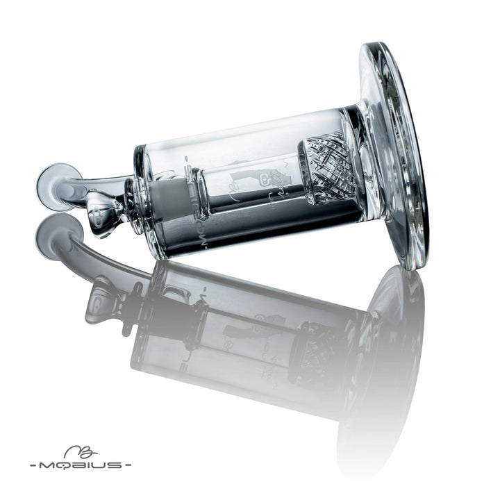 Mobius Glass Ion Reti V1 bubbler bong — Ion Reti V1 mouthpiece detail