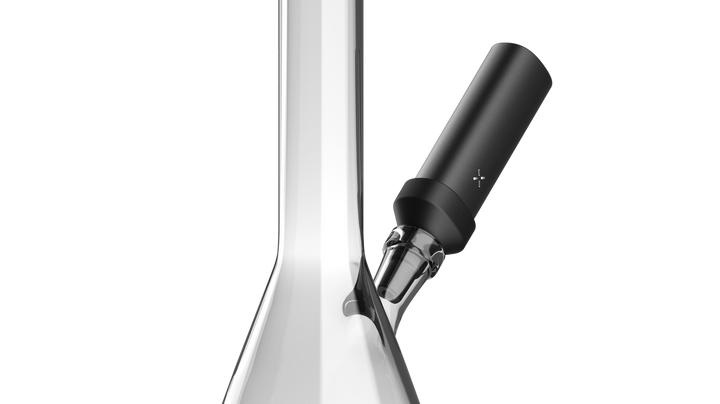 PAX Flow water pipe adapter on bong