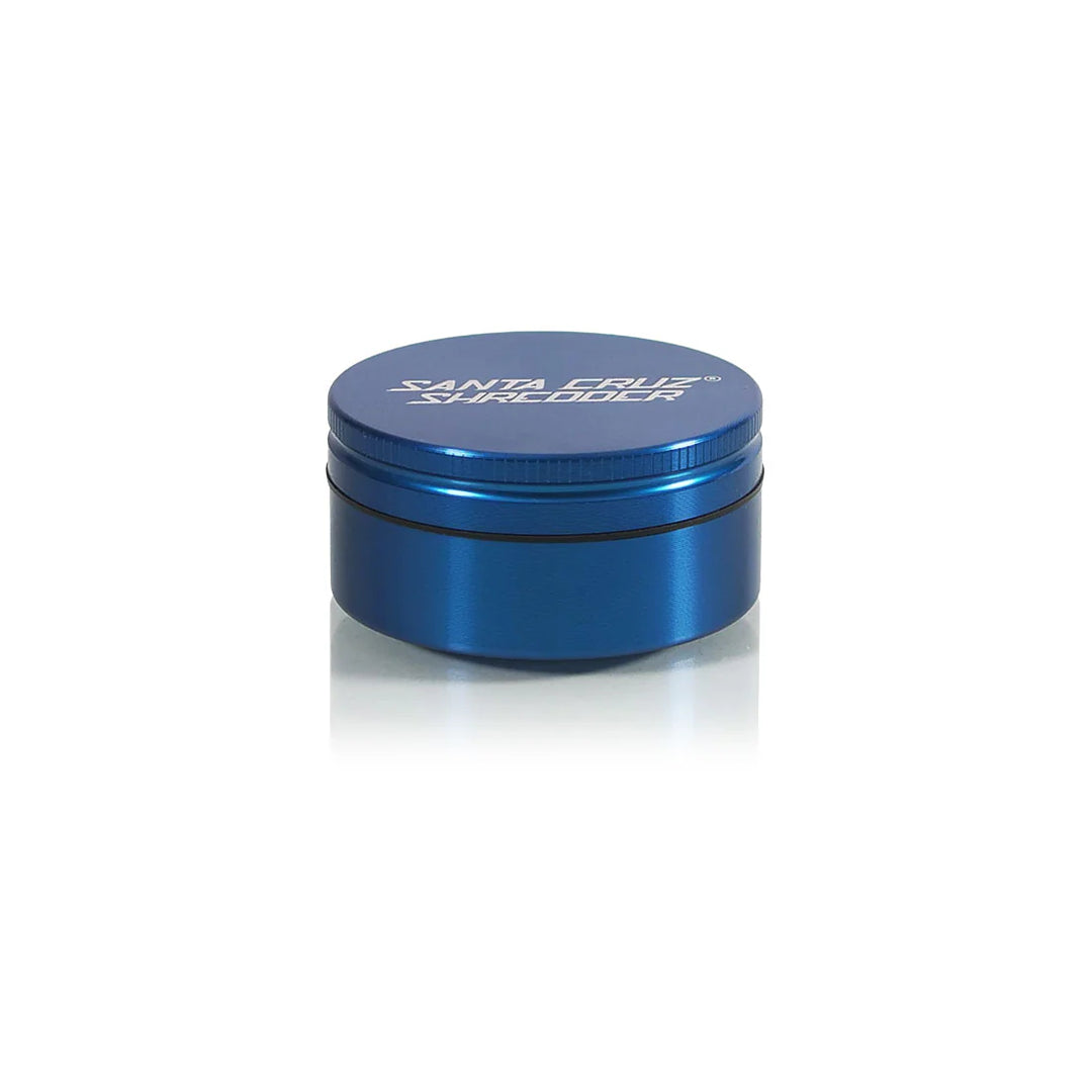 Santa Cruz Shredder Medium 2-Piece Grinder in Blue – anodized finish with laser-etched logo and smooth fit.