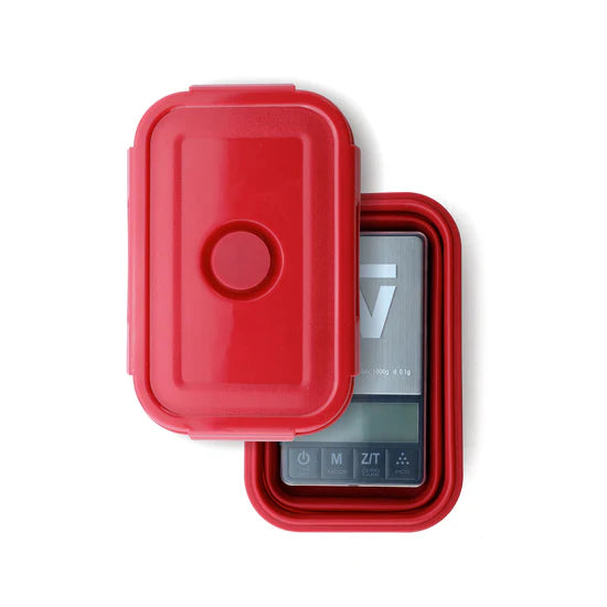 Truweigh Crimson scale silicone bowl closed, protective travel mode