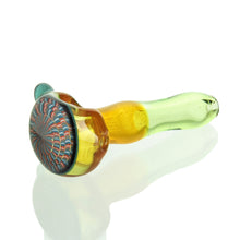 Load image into Gallery viewer, Conversion Glass - Full Color Spoon - Green &amp; Yellow UV