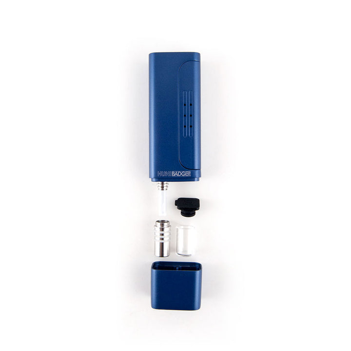 Huni Badger Vertical Vaporizer Royal Blue — Royal Blue Huni Badger close-up of mouthpiece