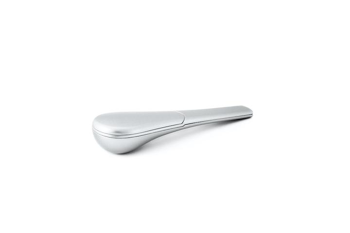 Journey Pipe J2 Silver — portable swing-open metal pipe in silver, main view