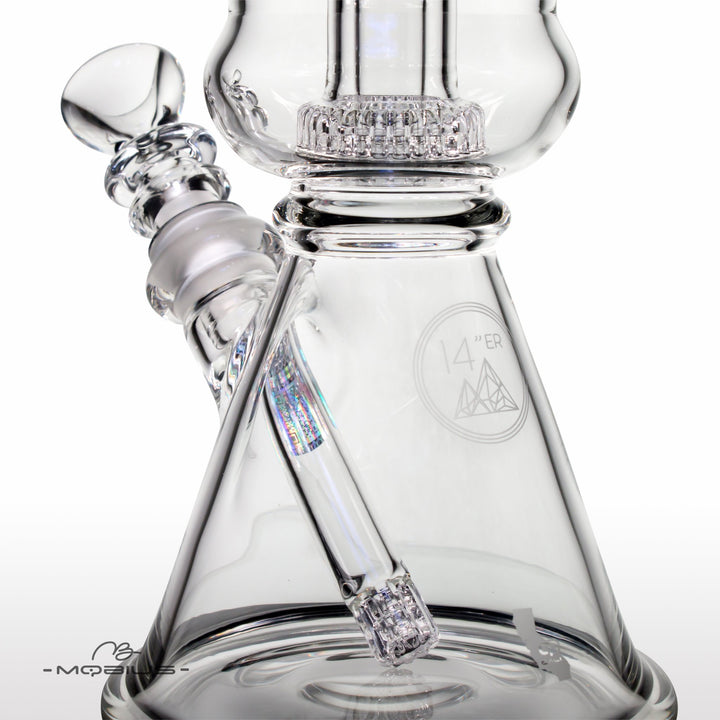 Mobius Glass 14ER beaker bong close-up of welded joint
